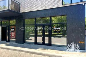комерційна за адресою Капушанська вул., 170