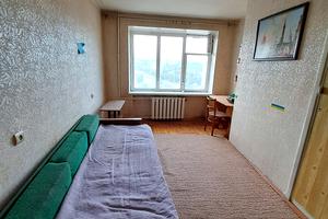 комната по адресу Школьная ул. (Героев Сталинграда), 8