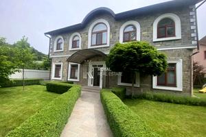 будинок за адресою Квітки - Основ'яненка, 40