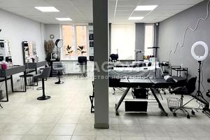 комерційна за адресою Регенераторна вул., 4 к7
