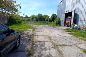 комерційна за адресою смт. Клевань, вул. Центральна, 32а