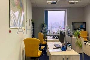 комерційна за адресою Жилянська вул., 75