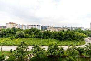 квартира за адресою Тролейбусна вул., 32