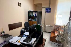 коммерческая по адресу Владимира Антоновича ул. (Свердлова), 63