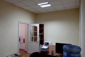 комерційна за адресою Заводська вул., 3