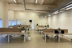 комерційна за адресою Київ, Ярославська вул., 56