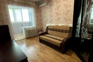 квартира за адресою Академіка Корольова вул., 75