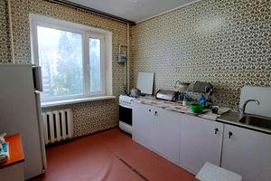 квартира за адресою вул. Озерна, 15