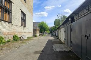 комерційна за адресою Богдана Гаврилишина вул. (Ванди Василевської), 23