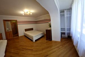 квартира за адресою Хмельницького, 9