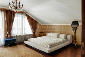 будинок за адресою Дачна вул.