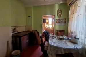 будинок за адресою В'ячеслава Радіонова