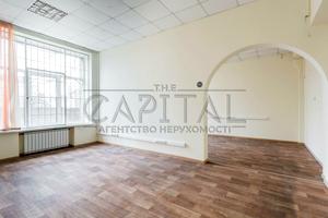 коммерческая по адресу Шевцова Івана, 1