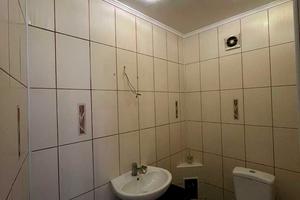 комерційна за адресою Степана Бандери вул. (), 5а