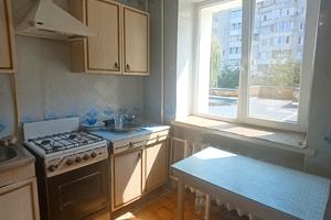 квартира за адресою вул. Буковинська, 4