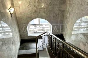 комерційна за адресою Київ, Михайлівська вул., 12-Б