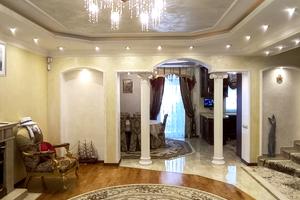 будинок за адресою Драгоманова