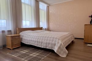 квартира за адресою Луговська вул., 255