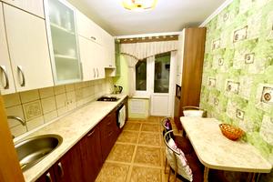 квартира за адресою Петропавлівська вул., 76