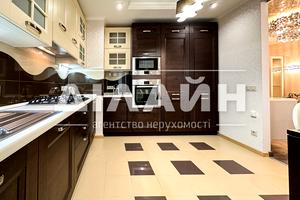 квартира по адресу Александровская ул. (Дзержинского), 93