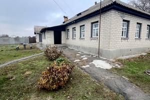 дом по адресу Центральна, 24