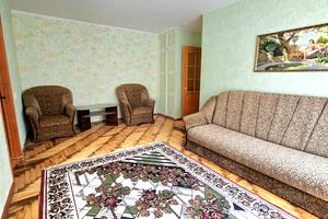 квартира за адресою Героїв 93-ї Бригади вул. (Гудименка), 7