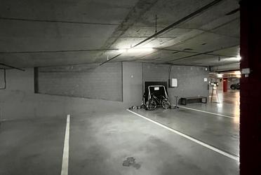1835791717007122