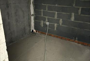 1827577109845279