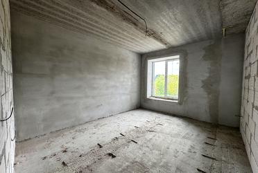 1832907891628302