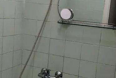 1837349747667600