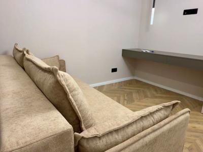 квартира за адресою Леся Курбаса вул., 8
