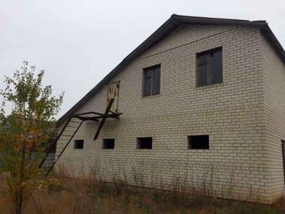 будинок за адресою Центральна, 1