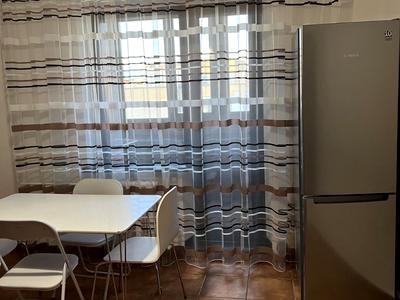 квартира за адресою Київ, Лариси Руденко вул., 21