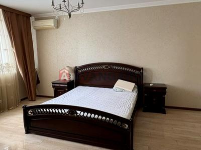 квартира за адресою Срібнокільська вул., 1