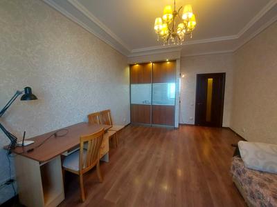квартира за адресою Небесної Сотні просп. (Маршала Жукова), 3