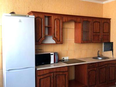 квартира за адресою Анни Ахматової вул., 50