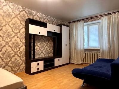 квартира за адресою Пилипа Орлика просп., 2