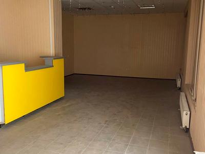 комерційна за адресою Різдвяна вул., 50