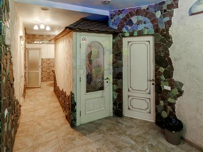 комерційна за адресою Петра Калнишевського вул. (Михайла Майорова), 7
