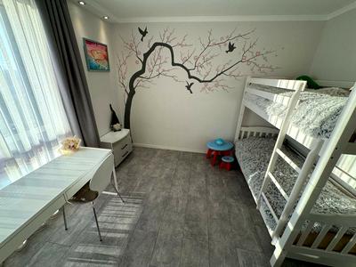 квартира за адресою Світлова, 42А