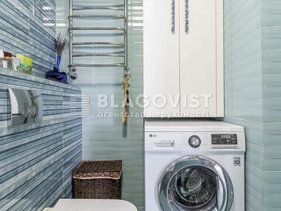 квартира по адресу Академика Глушкова просп., 9-Д