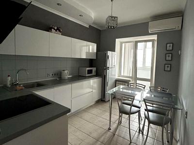 квартира за адресою Драгоманова вул., 31-В