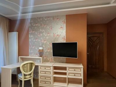 квартира за адресою Василя Симоненка вул., 5