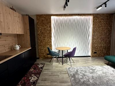квартира за адресою Академіка Амосова вул., 12