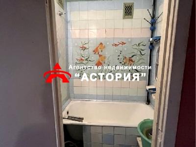 квартира за адресою Героїв Крут вул. (12 Квітня), 63