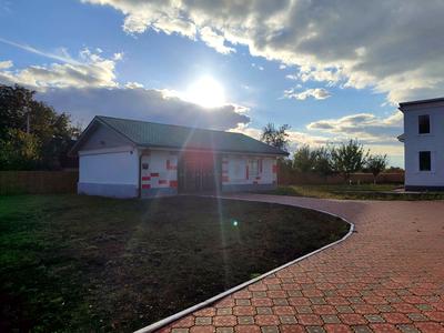 будинок за адресою Михайла Грушевського просп., 318
