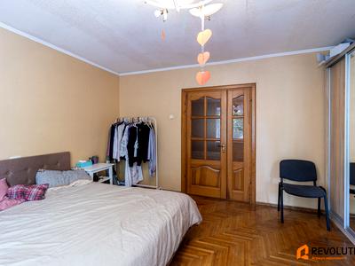 квартира за адресою Депутатська вул., 6