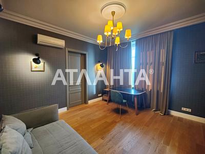 квартира за адресою Довженка вул., 4