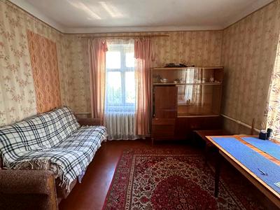 квартира за адресою Сенатора Маккейна, 1