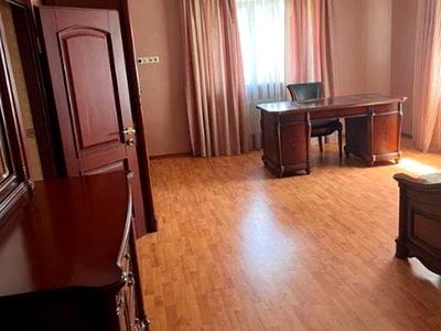 будинок за адресою с. Яблуниця, яблунева